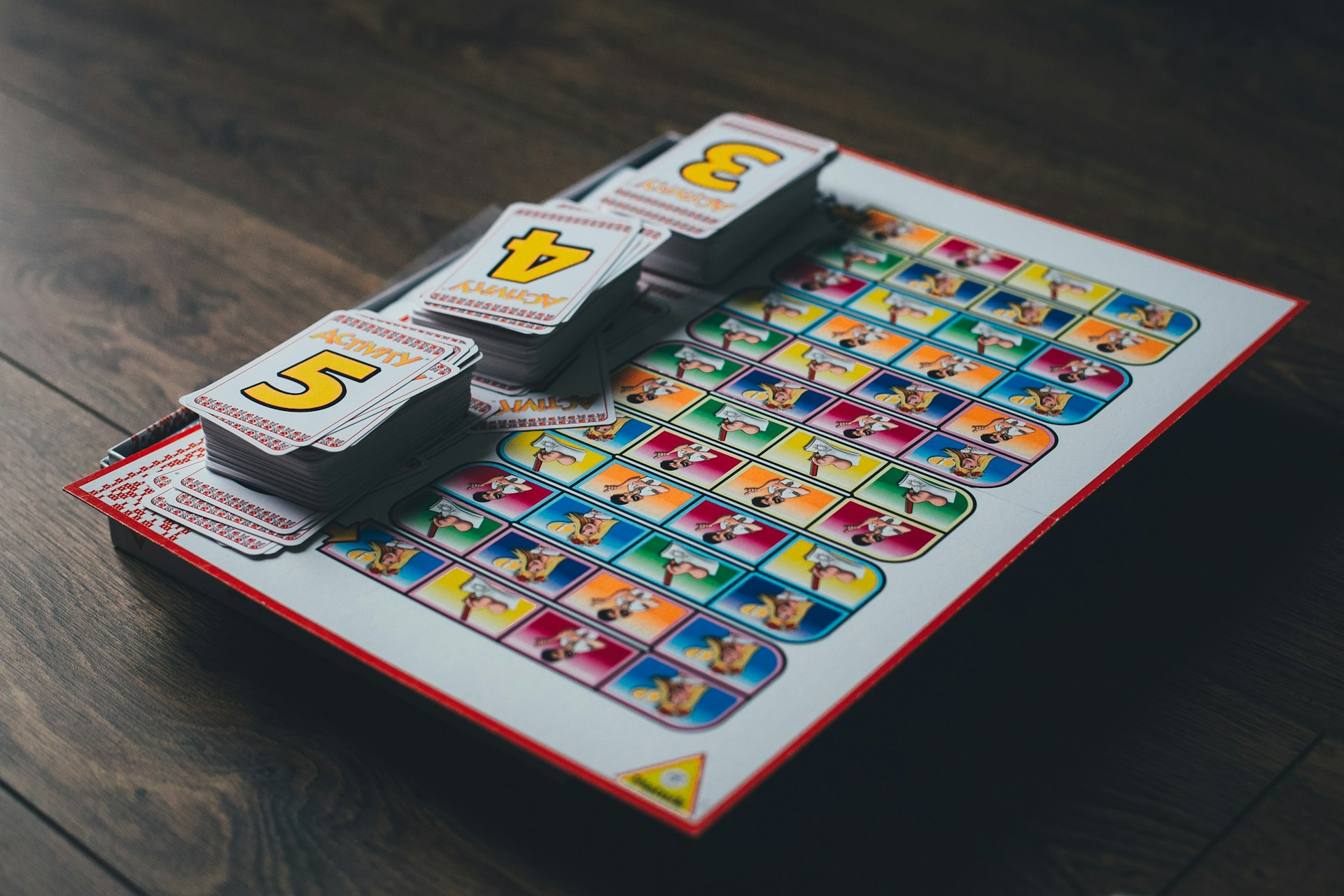 Hybrid Board Games: Elevating Play Through Digital Integration