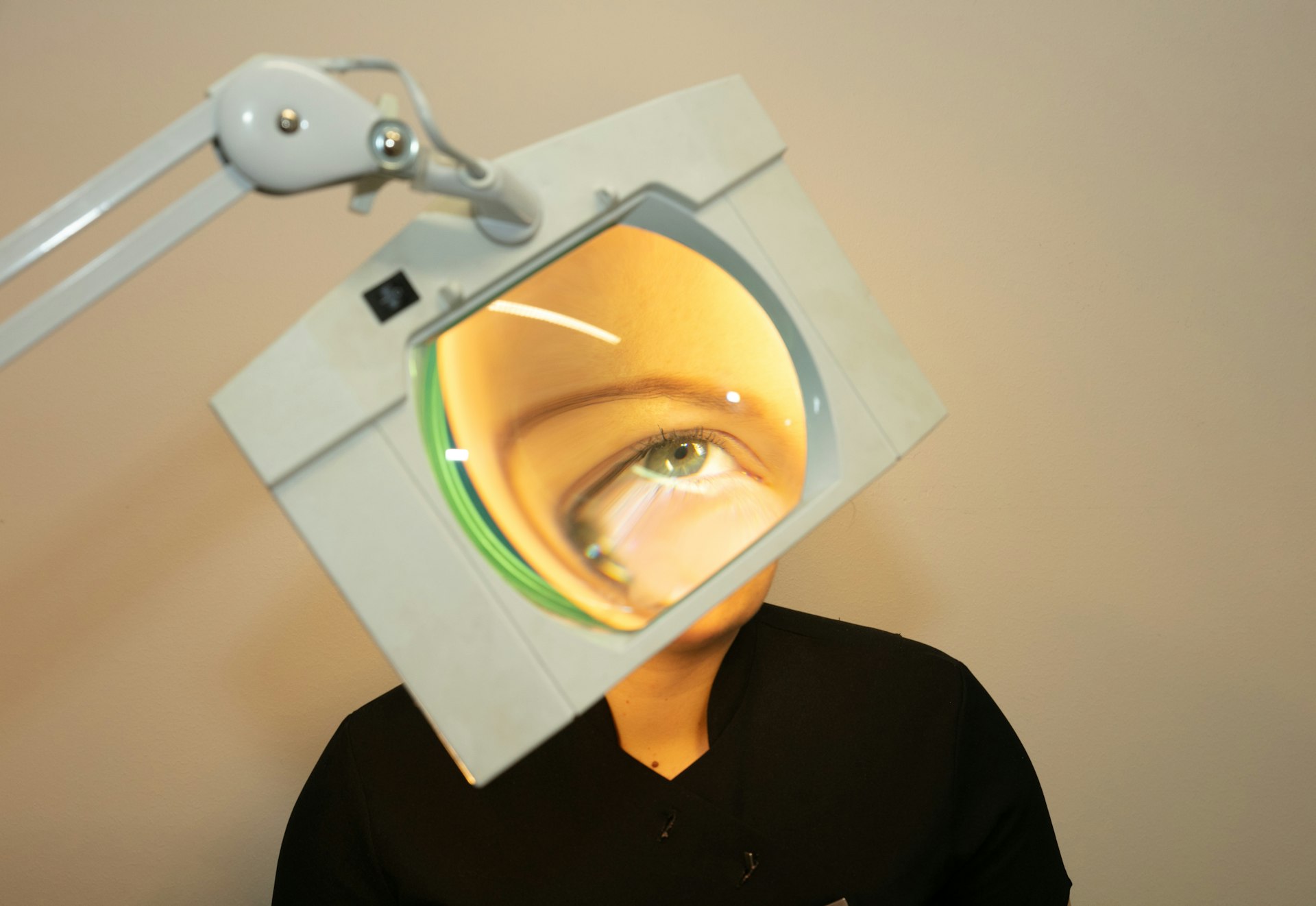 Transforming Virtual Entertainment: How AI Avatars Redefine Engagement and Creativity